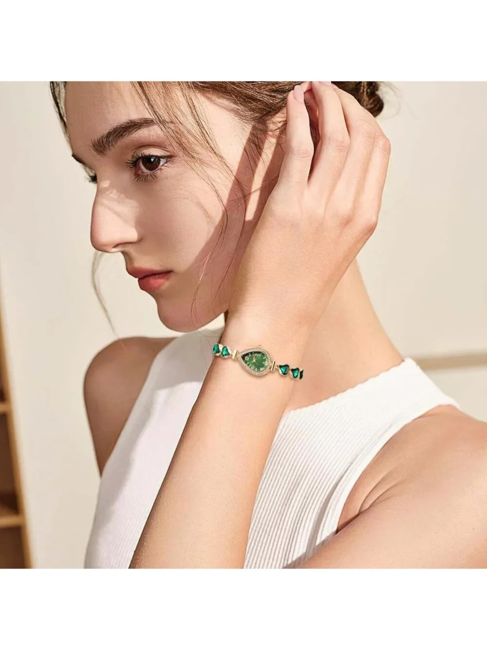 Women's Green Crystal Teardrop Rhinestone Dial Ultra-Thin Metal Wrist Watch